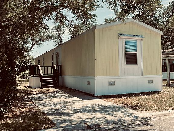 5th image of 1800 N Live Oak St #8