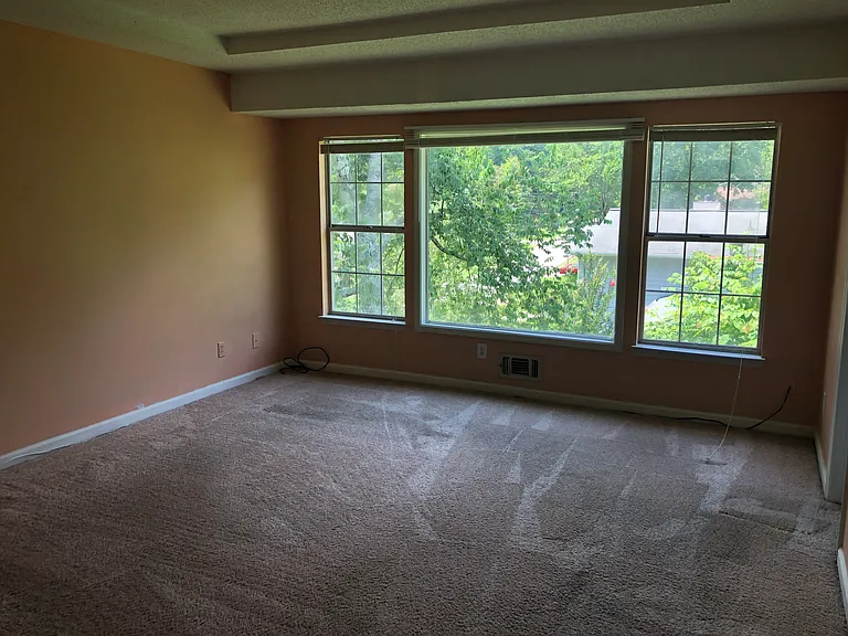 5772 Riverside Dr — Photo 10