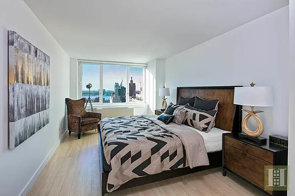 Sold by Halstead Real Estate | media 5