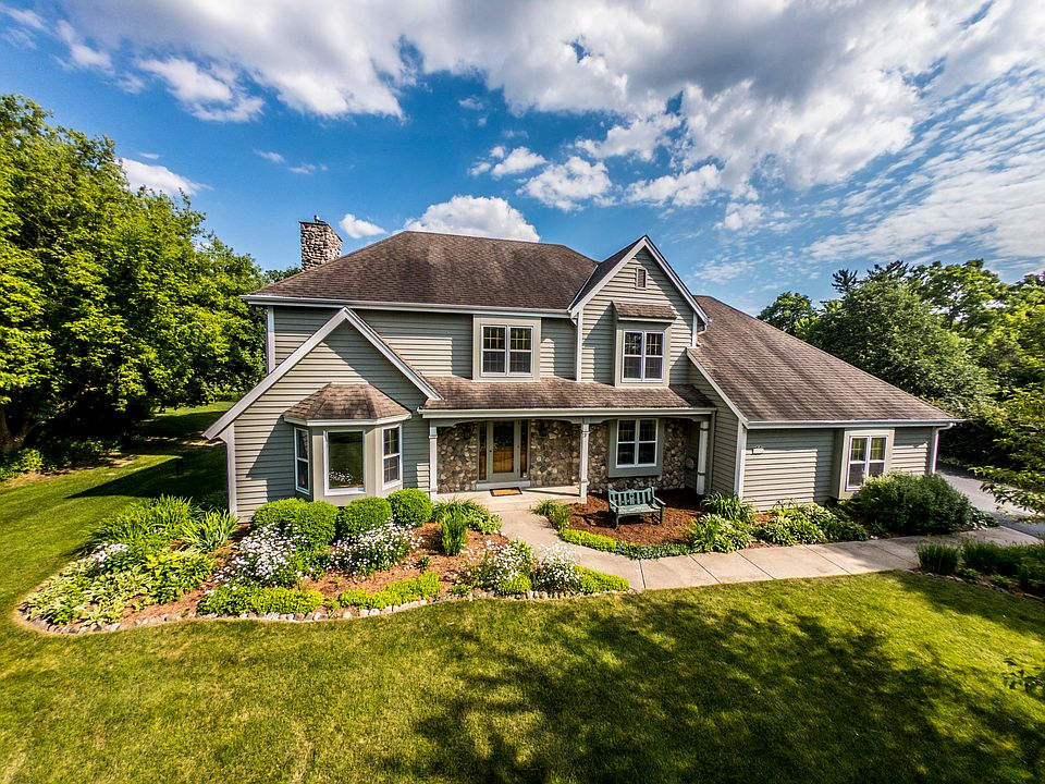1st image of 112 Hickory Ct