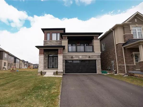 9 Tarrison St, Brantford, ON N3V 0B1