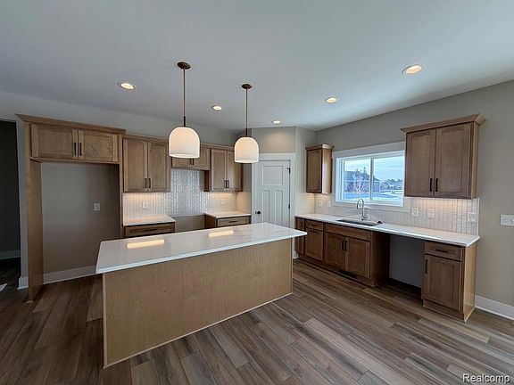 3rd image of 1 Timber Trl