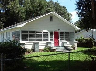 702 E Gilchrist St, Plant City, FL 33563