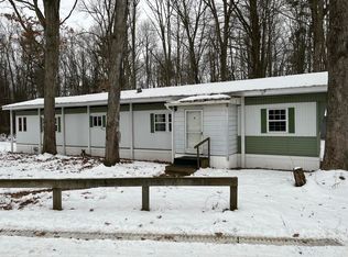 1120 37th St, Allegan, MI 49010
