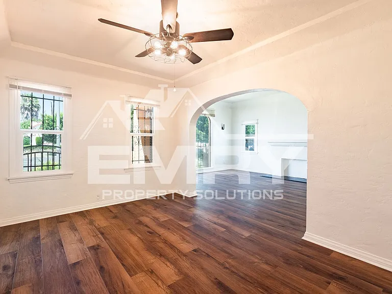 8930 S Hobart Blvd — Photo 6