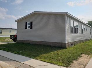 38008 Chilver Ave, Clinton Township, MI 48038