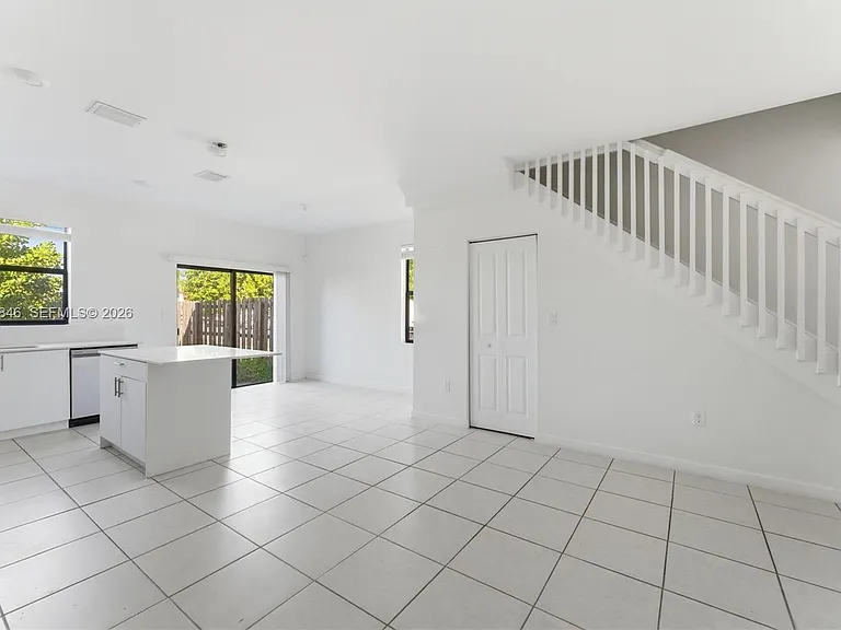 24603 SW 118th Ave #24603 — Photo 2