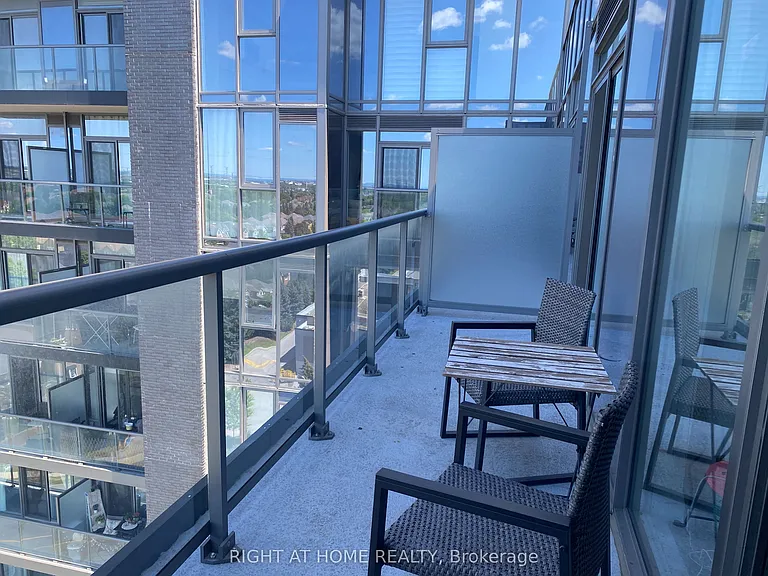 10 Gatineau Dr #1007W — Photo 10