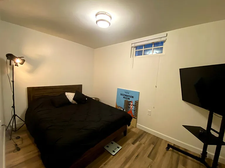 Bedroom #1