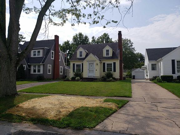 3rd image of 119 Columbia Ave