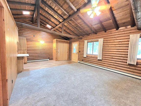 4th image of 215 River TERRACE