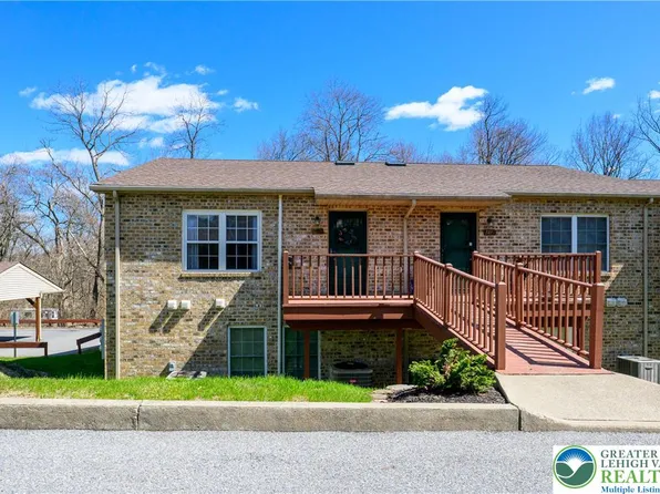 3129 E Church Cir #12, Whitehall, PA 18052