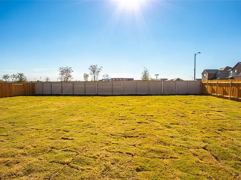 14201 Prairie Sod Ln — Photo 31