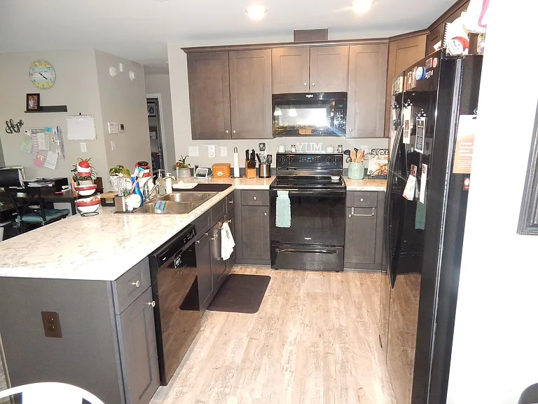 180 Economy St — Photo 6