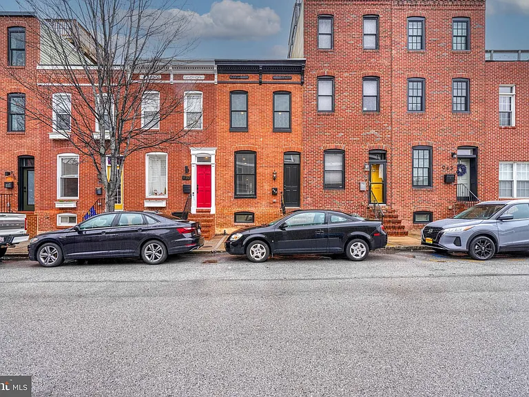 939 S Baylis St — Photo 2