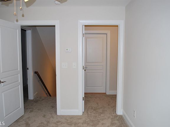 5th image of 116 Village Dr