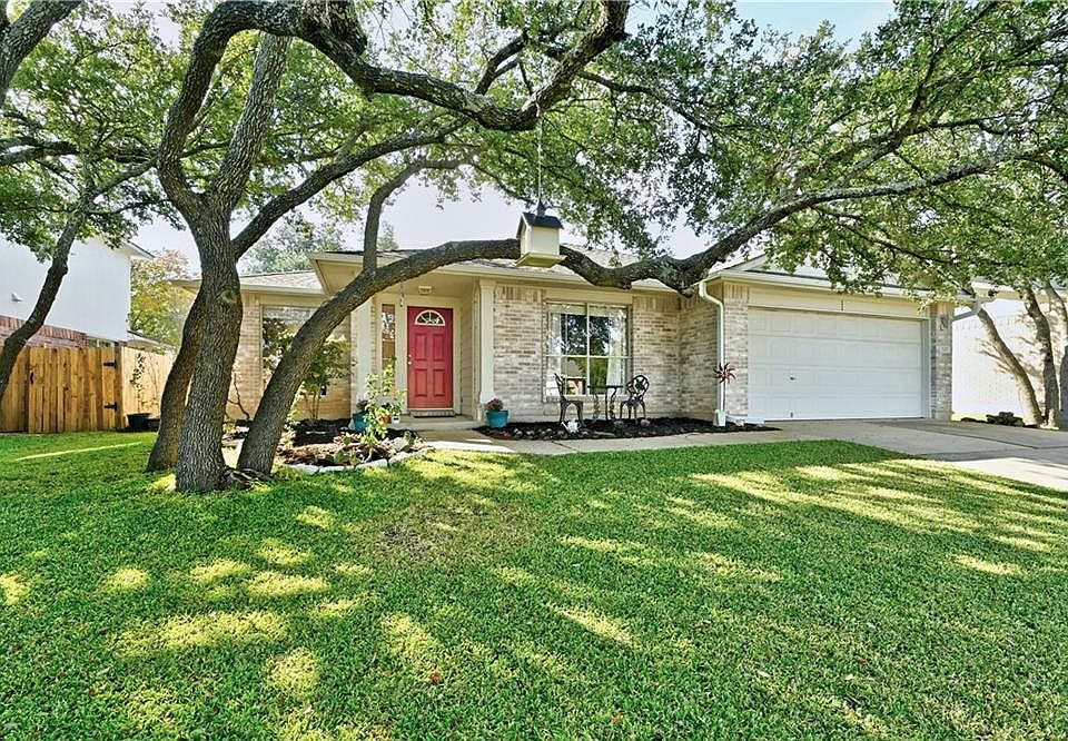 1st image of 3207 Saint Genevieve Dr
