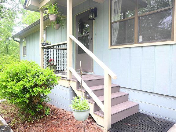 4th image of 424 Smith Chapel Rd