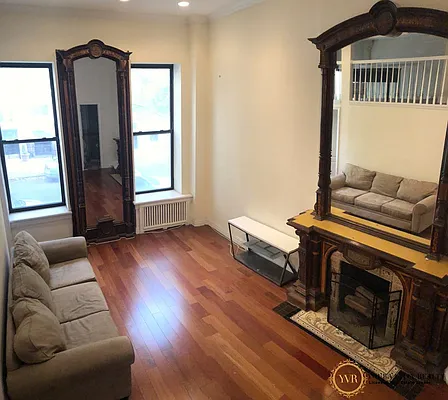 Rented by Your Vanity Realty | media 17