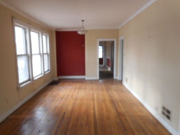 3rd image of 7158 S Maplewood Ave