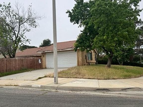 3rd image of 42355 Willeta Ave