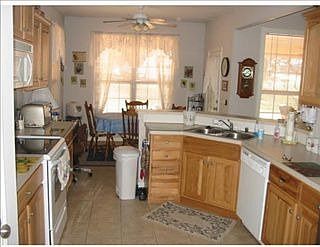 3rd image of 661 Whitcliff Dr