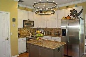 3rd image of 16221 Oneida Pl