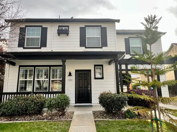 1311 Gianna Ln, Manteca, CA 95336
