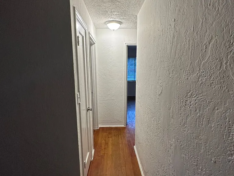 1735 Wiley St — Photo 4