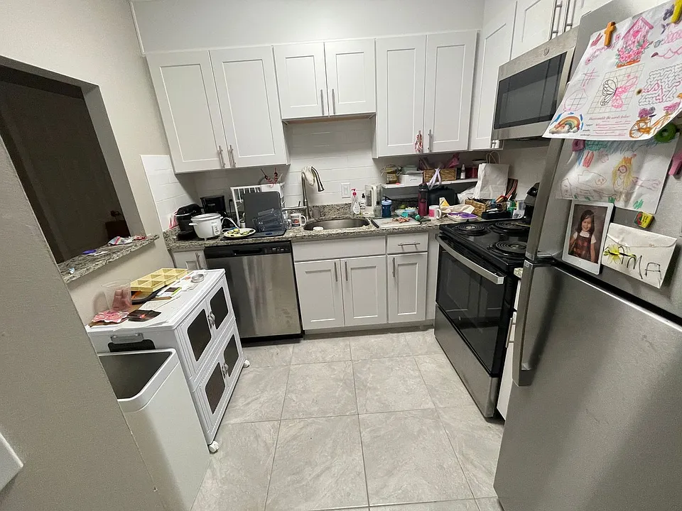 747 Highland Ave #215
