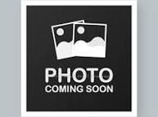 370 Martha St E #902, Burlington, ON L7R 2P7