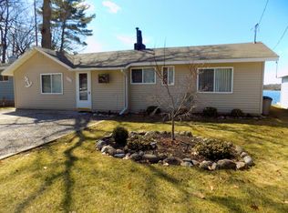 4352 E Cedar Lake Dr, Greenbush, MI 48738