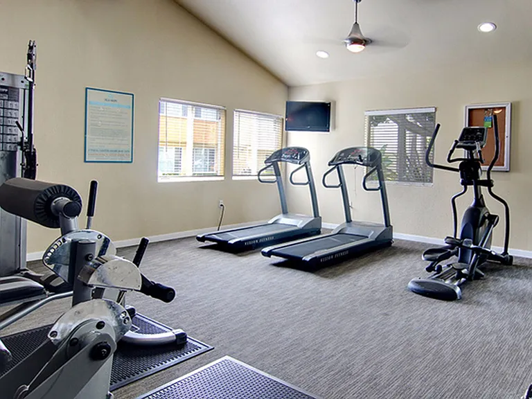 Villa Pacific Townhomes — Photo 17
