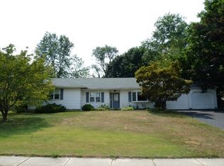 3 Madison Pl, Dayton, NJ 08810
