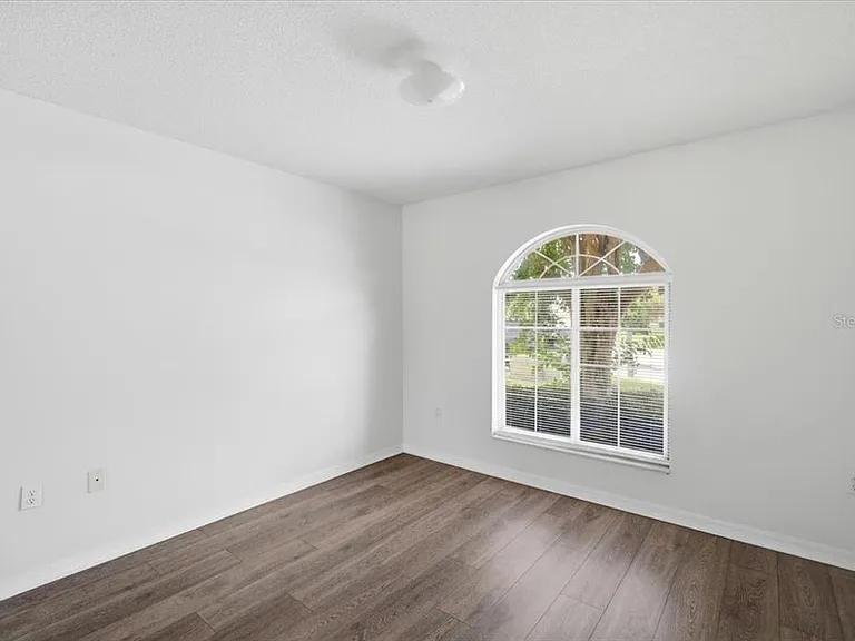 212 Ocean Bluff Dr — Photo 8