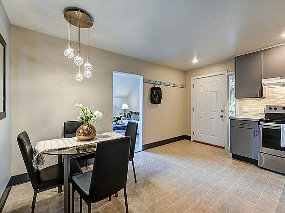 Entry way