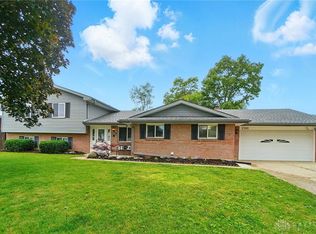 2369 Brown Bark Dr, Dayton, OH 45431