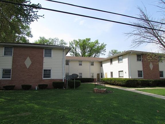 2nd image of 2414 W Newman Pkwy