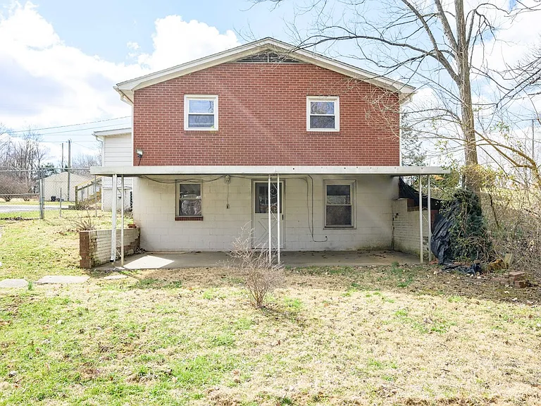 1280 W Vine St — Photo 14