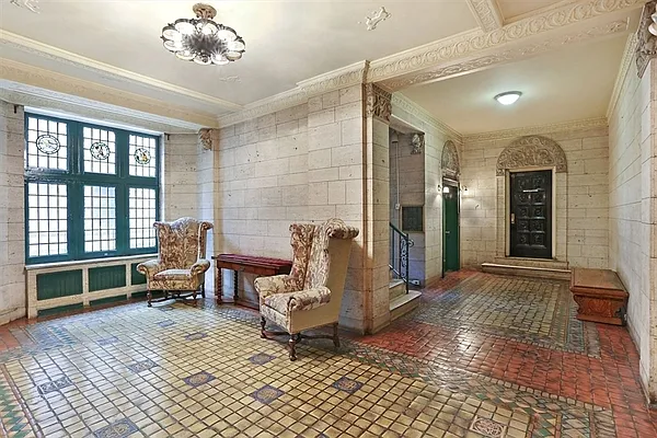 Sold by Corcoran | media 6