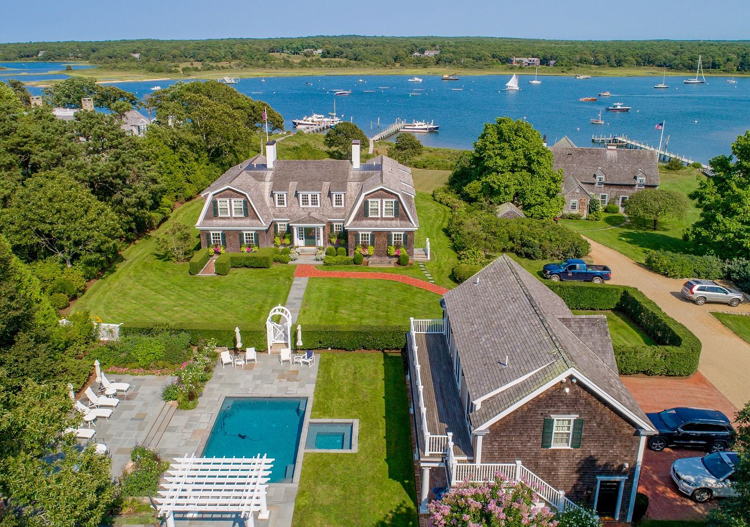 12 Guernsey Ln, Edgartown, MA 02539 | Zillow