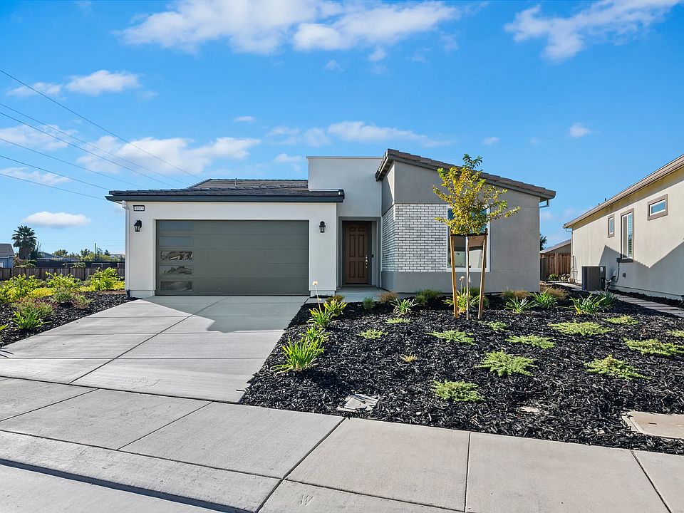 Exterior of Homesite 2019