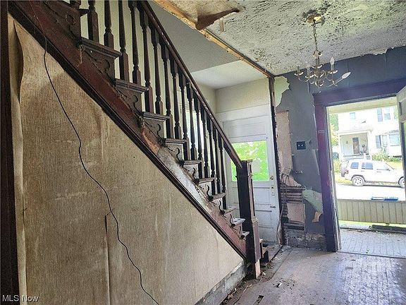 4th image of 419 N 9th St