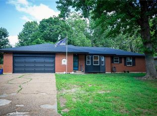 8951 Rene St, Lenexa, KS 66215