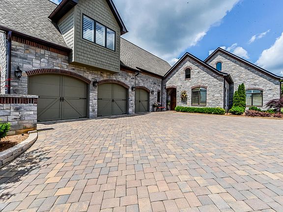2nd image of 7257 Wellsley Manor Way