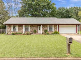 101 Meadowview Cir, Clinton, MS 39056