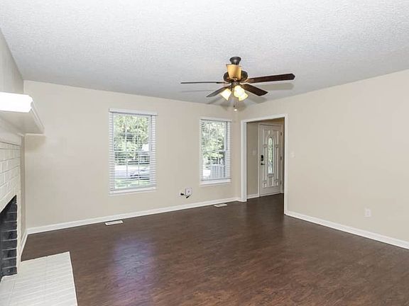 5th image of 165 Smokemont Dr