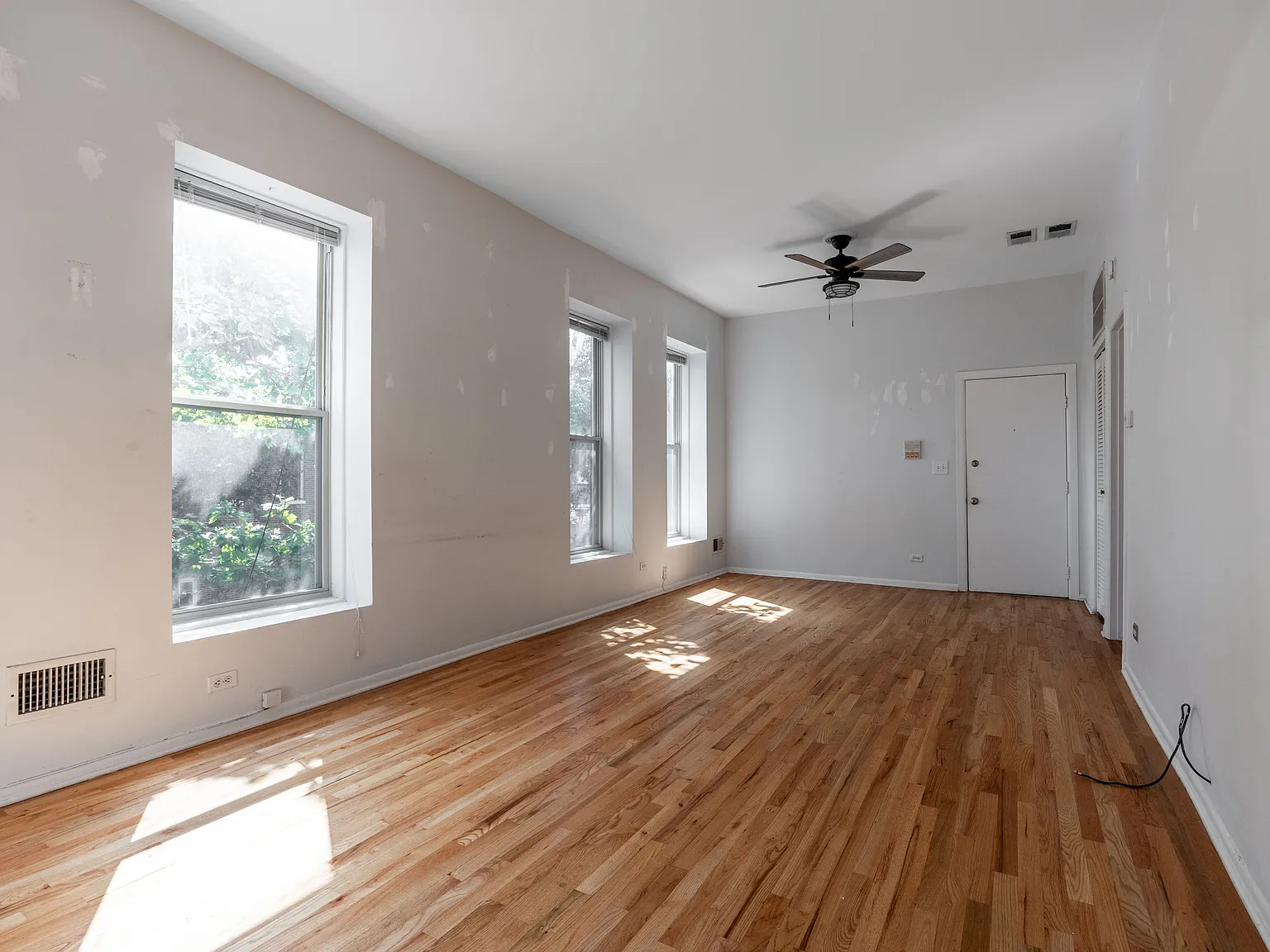 2 bed, $2,395 — Photo 2
