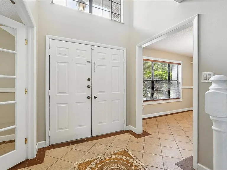 7925 Tumblestone Dr — Photo 6