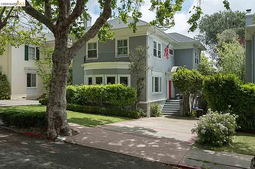 16 Craig Ave Photo 1